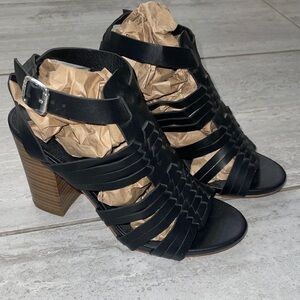 NWT Madden Girl Black Strappy Heeled Sandals